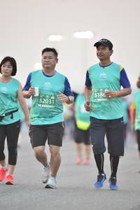BIB: 5186, 52031
                            <button type="button" onclick="openModal(10509668)" class="btn btn-primary btn-sm float-right btn-popup" data-toggle="modal" data-target=".modal-high-quality">
                        <i class="fas fa-shopping-cart"></i> Add to Cart
                    </button>
                                            <button type="button" onclick="isThisMe(10509668, true)" class="btn btn-success btn-sm float-right btn-popup btn-isme hidden" data-toggle="tooltip" data-placement="bottom" title="นี่คือรูปของคุณใช่ไหม คลิกที่นี่เพื่อเอาเข้าอัลบั้ม">
                        <i class="fas fa-plus"></i> Add to album
                    </button>
                    <button type="button" onclick="isThisMe(10509668, false)" class="btn btn-warning btn-sm float-right btn-popup btn-isnotme hidden">
                        <i class="fas fa-ban"></i> Remove from album
                    </button>