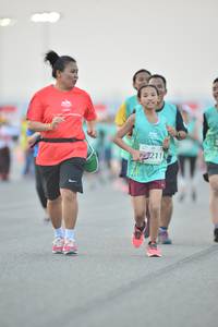 BIB: 211
                            <button type="button" onclick="openModal(10509443)" class="btn btn-primary btn-sm float-right btn-popup" data-toggle="modal" data-target=".modal-high-quality">
                        <i class="fas fa-shopping-cart"></i> Add to Cart
                    </button>
                                            <button type="button" onclick="isThisMe(10509443, true)" class="btn btn-success btn-sm float-right btn-popup btn-isme hidden" data-toggle="tooltip" data-placement="bottom" title="นี่คือรูปของคุณใช่ไหม คลิกที่นี่เพื่อเอาเข้าอัลบั้ม">
                        <i class="fas fa-plus"></i> Add to album
                    </button>
                    <button type="button" onclick="isThisMe(10509443, false)" class="btn btn-warning btn-sm float-right btn-popup btn-isnotme hidden">
                        <i class="fas fa-ban"></i> Remove from album
                    </button>