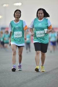 BIB: 52557, 53264
                            <button type="button" onclick="openModal(10509192)" class="btn btn-primary btn-sm float-right btn-popup" data-toggle="modal" data-target=".modal-high-quality">
                        <i class="fas fa-shopping-cart"></i> Add to Cart
                    </button>
                                            <button type="button" onclick="isThisMe(10509192, true)" class="btn btn-success btn-sm float-right btn-popup btn-isme hidden" data-toggle="tooltip" data-placement="bottom" title="นี่คือรูปของคุณใช่ไหม คลิกที่นี่เพื่อเอาเข้าอัลบั้ม">
                        <i class="fas fa-plus"></i> Add to album
                    </button>
                    <button type="button" onclick="isThisMe(10509192, false)" class="btn btn-warning btn-sm float-right btn-popup btn-isnotme hidden">
                        <i class="fas fa-ban"></i> Remove from album
                    </button>