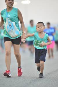 BIB: 515
                            <button type="button" onclick="openModal(10509543)" class="btn btn-primary btn-sm float-right btn-popup" data-toggle="modal" data-target=".modal-high-quality">
                        <i class="fas fa-shopping-cart"></i> Add to Cart
                    </button>
                                            <button type="button" onclick="isThisMe(10509543, true)" class="btn btn-success btn-sm float-right btn-popup btn-isme hidden" data-toggle="tooltip" data-placement="bottom" title="นี่คือรูปของคุณใช่ไหม คลิกที่นี่เพื่อเอาเข้าอัลบั้ม">
                        <i class="fas fa-plus"></i> Add to album
                    </button>
                    <button type="button" onclick="isThisMe(10509543, false)" class="btn btn-warning btn-sm float-right btn-popup btn-isnotme hidden">
                        <i class="fas fa-ban"></i> Remove from album
                    </button>