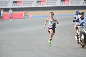 BIB: 515
                            <button type="button" onclick="openModal(10520349)" class="btn btn-primary btn-sm float-right btn-popup" data-toggle="modal" data-target=".modal-high-quality">
                        <i class="fas fa-shopping-cart"></i> Add to Cart
                    </button>
                                            <button type="button" onclick="isThisMe(10520349, true)" class="btn btn-success btn-sm float-right btn-popup btn-isme hidden" data-toggle="tooltip" data-placement="bottom" title="นี่คือรูปของคุณใช่ไหม คลิกที่นี่เพื่อเอาเข้าอัลบั้ม">
                        <i class="fas fa-plus"></i> Add to album
                    </button>
                    <button type="button" onclick="isThisMe(10520349, false)" class="btn btn-warning btn-sm float-right btn-popup btn-isnotme hidden">
                        <i class="fas fa-ban"></i> Remove from album
                    </button>