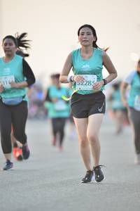 BIB: 2285
                            <button type="button" onclick="openModal(10521466)" class="btn btn-primary btn-sm float-right btn-popup" data-toggle="modal" data-target=".modal-high-quality">
                        <i class="fas fa-shopping-cart"></i> Add to Cart
                    </button>
                                            <button type="button" onclick="isThisMe(10521466, true)" class="btn btn-success btn-sm float-right btn-popup btn-isme hidden" data-toggle="tooltip" data-placement="bottom" title="นี่คือรูปของคุณใช่ไหม คลิกที่นี่เพื่อเอาเข้าอัลบั้ม">
                        <i class="fas fa-plus"></i> Add to album
                    </button>
                    <button type="button" onclick="isThisMe(10521466, false)" class="btn btn-warning btn-sm float-right btn-popup btn-isnotme hidden">
                        <i class="fas fa-ban"></i> Remove from album
                    </button>