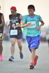 BIB: 
                            <button type="button" onclick="openModal(10521049)" class="btn btn-primary btn-sm float-right btn-popup" data-toggle="modal" data-target=".modal-high-quality">
                        <i class="fas fa-shopping-cart"></i> Add to Cart
                    </button>
                                            <button type="button" onclick="isThisMe(10521049, true)" class="btn btn-success btn-sm float-right btn-popup btn-isme hidden" data-toggle="tooltip" data-placement="bottom" title="นี่คือรูปของคุณใช่ไหม คลิกที่นี่เพื่อเอาเข้าอัลบั้ม">
                        <i class="fas fa-plus"></i> Add to album
                    </button>
                    <button type="button" onclick="isThisMe(10521049, false)" class="btn btn-warning btn-sm float-right btn-popup btn-isnotme hidden">
                        <i class="fas fa-ban"></i> Remove from album
                    </button>