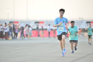 BIB: 52453
                            <button type="button" onclick="openModal(10520817)" class="btn btn-primary btn-sm float-right btn-popup" data-toggle="modal" data-target=".modal-high-quality">
                        <i class="fas fa-shopping-cart"></i> Add to Cart
                    </button>
                                            <button type="button" onclick="isThisMe(10520817, true)" class="btn btn-success btn-sm float-right btn-popup btn-isme hidden" data-toggle="tooltip" data-placement="bottom" title="นี่คือรูปของคุณใช่ไหม คลิกที่นี่เพื่อเอาเข้าอัลบั้ม">
                        <i class="fas fa-plus"></i> Add to album
                    </button>
                    <button type="button" onclick="isThisMe(10520817, false)" class="btn btn-warning btn-sm float-right btn-popup btn-isnotme hidden">
                        <i class="fas fa-ban"></i> Remove from album
                    </button>