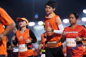 BIB: 115, 80348, 23294
                            <button type="button" onclick="openModal(10871736)" class="btn btn-primary btn-sm float-right btn-popup" data-toggle="modal" data-target=".modal-high-quality">
                        <i class="fas fa-shopping-cart"></i> Add to Cart
                    </button>
                                            <button type="button" onclick="isThisMe(10871736, true)" class="btn btn-success btn-sm float-right btn-popup btn-isme hidden" data-toggle="tooltip" data-placement="bottom" title="นี่คือรูปของคุณใช่ไหม คลิกที่นี่เพื่อเอาเข้าอัลบั้ม">
                        <i class="fas fa-plus"></i> Add to album
                    </button>
                    <button type="button" onclick="isThisMe(10871736, false)" class="btn btn-warning btn-sm float-right btn-popup btn-isnotme hidden">
                        <i class="fas fa-ban"></i> Remove from album
                    </button>