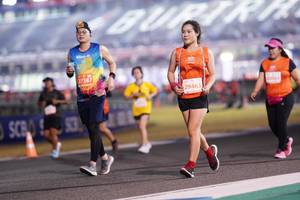 BIB: 27387, 29463
                            <button type="button" onclick="openModal(10883672)" class="btn btn-primary btn-sm float-right btn-popup" data-toggle="modal" data-target=".modal-high-quality">
                        <i class="fas fa-shopping-cart"></i> Add to Cart
                    </button>
                                            <button type="button" onclick="isThisMe(10883672, true)" class="btn btn-success btn-sm float-right btn-popup btn-isme hidden" data-toggle="tooltip" data-placement="bottom" title="นี่คือรูปของคุณใช่ไหม คลิกที่นี่เพื่อเอาเข้าอัลบั้ม">
                        <i class="fas fa-plus"></i> Add to album
                    </button>
                    <button type="button" onclick="isThisMe(10883672, false)" class="btn btn-warning btn-sm float-right btn-popup btn-isnotme hidden">
                        <i class="fas fa-ban"></i> Remove from album
                    </button>