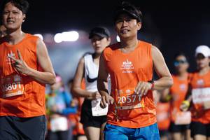 BIB: 26801, 2057
                            <button type="button" onclick="openModal(10840819)" class="btn btn-primary btn-sm float-right btn-popup" data-toggle="modal" data-target=".modal-high-quality">
                        <i class="fas fa-shopping-cart"></i> Add to Cart
                    </button>
                                            <button type="button" onclick="isThisMe(10840819, true)" class="btn btn-success btn-sm float-right btn-popup btn-isme hidden" data-toggle="tooltip" data-placement="bottom" title="นี่คือรูปของคุณใช่ไหม คลิกที่นี่เพื่อเอาเข้าอัลบั้ม">
                        <i class="fas fa-plus"></i> Add to album
                    </button>
                    <button type="button" onclick="isThisMe(10840819, false)" class="btn btn-warning btn-sm float-right btn-popup btn-isnotme hidden">
                        <i class="fas fa-ban"></i> Remove from album
                    </button>
