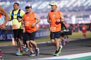 BIB: 2211, 21254, 22368
                            <button type="button" onclick="openModal(10882755)" class="btn btn-primary btn-sm float-right btn-popup" data-toggle="modal" data-target=".modal-high-quality">
                        <i class="fas fa-shopping-cart"></i> Add to Cart
                    </button>
                                            <button type="button" onclick="isThisMe(10882755, true)" class="btn btn-success btn-sm float-right btn-popup btn-isme hidden" data-toggle="tooltip" data-placement="bottom" title="นี่คือรูปของคุณใช่ไหม คลิกที่นี่เพื่อเอาเข้าอัลบั้ม">
                        <i class="fas fa-plus"></i> Add to album
                    </button>
                    <button type="button" onclick="isThisMe(10882755, false)" class="btn btn-warning btn-sm float-right btn-popup btn-isnotme hidden">
                        <i class="fas fa-ban"></i> Remove from album
                    </button>