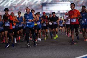 BIB: 418, 44265, 41354, 44961
                            <button type="button" onclick="openModal(10806267)" class="btn btn-primary btn-sm float-right btn-popup" data-toggle="modal" data-target=".modal-high-quality">
                        <i class="fas fa-shopping-cart"></i> Add to Cart
                    </button>
                                            <button type="button" onclick="isThisMe(10806267, true)" class="btn btn-success btn-sm float-right btn-popup btn-isme hidden" data-toggle="tooltip" data-placement="bottom" title="นี่คือรูปของคุณใช่ไหม คลิกที่นี่เพื่อเอาเข้าอัลบั้ม">
                        <i class="fas fa-plus"></i> Add to album
                    </button>
                    <button type="button" onclick="isThisMe(10806267, false)" class="btn btn-warning btn-sm float-right btn-popup btn-isnotme hidden">
                        <i class="fas fa-ban"></i> Remove from album
                    </button>