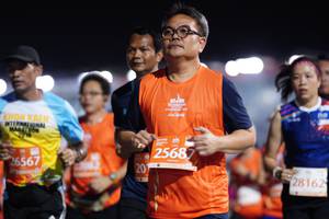 BIB: 25687, 26567, 28162
                            <button type="button" onclick="openModal(10839015)" class="btn btn-primary btn-sm float-right btn-popup" data-toggle="modal" data-target=".modal-high-quality">
                        <i class="fas fa-shopping-cart"></i> Add to Cart
                    </button>
                                            <button type="button" onclick="isThisMe(10839015, true)" class="btn btn-success btn-sm float-right btn-popup btn-isme hidden" data-toggle="tooltip" data-placement="bottom" title="นี่คือรูปของคุณใช่ไหม คลิกที่นี่เพื่อเอาเข้าอัลบั้ม">
                        <i class="fas fa-plus"></i> Add to album
                    </button>
                    <button type="button" onclick="isThisMe(10839015, false)" class="btn btn-warning btn-sm float-right btn-popup btn-isnotme hidden">
                        <i class="fas fa-ban"></i> Remove from album
                    </button>