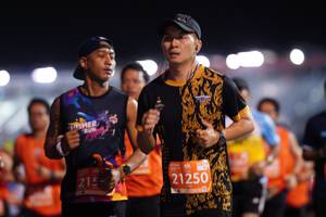 BIB: 215, 21250
                            <button type="button" onclick="openModal(10839003)" class="btn btn-primary btn-sm float-right btn-popup" data-toggle="modal" data-target=".modal-high-quality">
                        <i class="fas fa-shopping-cart"></i> Add to Cart
                    </button>
                                            <button type="button" onclick="isThisMe(10839003, true)" class="btn btn-success btn-sm float-right btn-popup btn-isme hidden" data-toggle="tooltip" data-placement="bottom" title="นี่คือรูปของคุณใช่ไหม คลิกที่นี่เพื่อเอาเข้าอัลบั้ม">
                        <i class="fas fa-plus"></i> Add to album
                    </button>
                    <button type="button" onclick="isThisMe(10839003, false)" class="btn btn-warning btn-sm float-right btn-popup btn-isnotme hidden">
                        <i class="fas fa-ban"></i> Remove from album
                    </button>