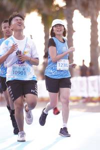 BIB: 12302, 10901
                            <button type="button" onclick="openModal(10993512)" class="btn btn-primary btn-sm float-right btn-popup" data-toggle="modal" data-target=".modal-high-quality">
                        <i class="fas fa-shopping-cart"></i> Add to Cart
                    </button>
                                            <button type="button" onclick="isThisMe(10993512, true)" class="btn btn-success btn-sm float-right btn-popup btn-isme hidden" data-toggle="tooltip" data-placement="bottom" title="นี่คือรูปของคุณใช่ไหม คลิกที่นี่เพื่อเอาเข้าอัลบั้ม">
                        <i class="fas fa-plus"></i> Add to album
                    </button>
                    <button type="button" onclick="isThisMe(10993512, false)" class="btn btn-warning btn-sm float-right btn-popup btn-isnotme hidden">
                        <i class="fas fa-ban"></i> Remove from album
                    </button>