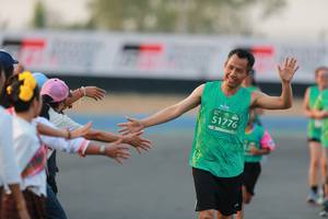 BIB: 51776
                            <button type="button" onclick="openModal(10497726)" class="btn btn-primary btn-sm float-right btn-popup" data-toggle="modal" data-target=".modal-high-quality">
                        <i class="fas fa-shopping-cart"></i> Add to Cart
                    </button>
                                            <button type="button" onclick="isThisMe(10497726, true)" class="btn btn-success btn-sm float-right btn-popup btn-isme hidden" data-toggle="tooltip" data-placement="bottom" title="นี่คือรูปของคุณใช่ไหม คลิกที่นี่เพื่อเอาเข้าอัลบั้ม">
                        <i class="fas fa-plus"></i> Add to album
                    </button>
                    <button type="button" onclick="isThisMe(10497726, false)" class="btn btn-warning btn-sm float-right btn-popup btn-isnotme hidden">
                        <i class="fas fa-ban"></i> Remove from album
                    </button>