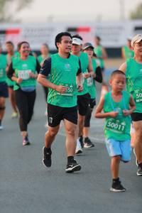 BIB: 350, 50011
                            <button type="button" onclick="openModal(10498192)" class="btn btn-primary btn-sm float-right btn-popup" data-toggle="modal" data-target=".modal-high-quality">
                        <i class="fas fa-shopping-cart"></i> Add to Cart
                    </button>
                                            <button type="button" onclick="isThisMe(10498192, true)" class="btn btn-success btn-sm float-right btn-popup btn-isme hidden" data-toggle="tooltip" data-placement="bottom" title="นี่คือรูปของคุณใช่ไหม คลิกที่นี่เพื่อเอาเข้าอัลบั้ม">
                        <i class="fas fa-plus"></i> Add to album
                    </button>
                    <button type="button" onclick="isThisMe(10498192, false)" class="btn btn-warning btn-sm float-right btn-popup btn-isnotme hidden">
                        <i class="fas fa-ban"></i> Remove from album
                    </button>