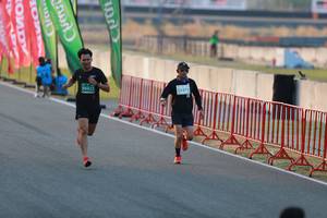 BIB: 0421
                            <button type="button" onclick="openModal(10496694)" class="btn btn-primary btn-sm float-right btn-popup" data-toggle="modal" data-target=".modal-high-quality">
                        <i class="fas fa-shopping-cart"></i> Add to Cart
                    </button>
                                            <button type="button" onclick="isThisMe(10496694, true)" class="btn btn-success btn-sm float-right btn-popup btn-isme hidden" data-toggle="tooltip" data-placement="bottom" title="นี่คือรูปของคุณใช่ไหม คลิกที่นี่เพื่อเอาเข้าอัลบั้ม">
                        <i class="fas fa-plus"></i> Add to album
                    </button>
                    <button type="button" onclick="isThisMe(10496694, false)" class="btn btn-warning btn-sm float-right btn-popup btn-isnotme hidden">
                        <i class="fas fa-ban"></i> Remove from album
                    </button>