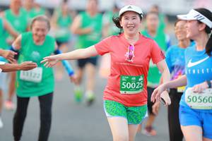 BIB: 89122, 50025, 50560
                            <button type="button" onclick="openModal(10500893)" class="btn btn-primary btn-sm float-right btn-popup" data-toggle="modal" data-target=".modal-high-quality">
                        <i class="fas fa-shopping-cart"></i> Add to Cart
                    </button>
                                            <button type="button" onclick="isThisMe(10500893, true)" class="btn btn-success btn-sm float-right btn-popup btn-isme hidden" data-toggle="tooltip" data-placement="bottom" title="นี่คือรูปของคุณใช่ไหม คลิกที่นี่เพื่อเอาเข้าอัลบั้ม">
                        <i class="fas fa-plus"></i> Add to album
                    </button>
                    <button type="button" onclick="isThisMe(10500893, false)" class="btn btn-warning btn-sm float-right btn-popup btn-isnotme hidden">
                        <i class="fas fa-ban"></i> Remove from album
                    </button>