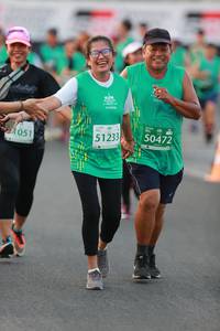 BIB: 051, 50472, 51233
                            <button type="button" onclick="openModal(10500177)" class="btn btn-primary btn-sm float-right btn-popup" data-toggle="modal" data-target=".modal-high-quality">
                        <i class="fas fa-shopping-cart"></i> Add to Cart
                    </button>
                                            <button type="button" onclick="isThisMe(10500177, true)" class="btn btn-success btn-sm float-right btn-popup btn-isme hidden" data-toggle="tooltip" data-placement="bottom" title="นี่คือรูปของคุณใช่ไหม คลิกที่นี่เพื่อเอาเข้าอัลบั้ม">
                        <i class="fas fa-plus"></i> Add to album
                    </button>
                    <button type="button" onclick="isThisMe(10500177, false)" class="btn btn-warning btn-sm float-right btn-popup btn-isnotme hidden">
                        <i class="fas fa-ban"></i> Remove from album
                    </button>