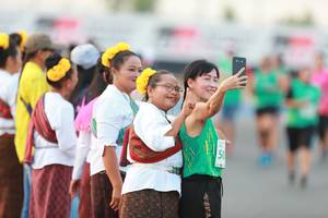 BIB: 
                            <button type="button" onclick="openModal(10500922)" class="btn btn-primary btn-sm float-right btn-popup" data-toggle="modal" data-target=".modal-high-quality">
                        <i class="fas fa-shopping-cart"></i> Add to Cart
                    </button>
                                            <button type="button" onclick="isThisMe(10500922, true)" class="btn btn-success btn-sm float-right btn-popup btn-isme hidden" data-toggle="tooltip" data-placement="bottom" title="นี่คือรูปของคุณใช่ไหม คลิกที่นี่เพื่อเอาเข้าอัลบั้ม">
                        <i class="fas fa-plus"></i> Add to album
                    </button>
                    <button type="button" onclick="isThisMe(10500922, false)" class="btn btn-warning btn-sm float-right btn-popup btn-isnotme hidden">
                        <i class="fas fa-ban"></i> Remove from album
                    </button>