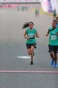 BIB: 0930, 52994
                            <button type="button" onclick="openModal(10496729)" class="btn btn-primary btn-sm float-right btn-popup" data-toggle="modal" data-target=".modal-high-quality">
                        <i class="fas fa-shopping-cart"></i> Add to Cart
                    </button>
                                            <button type="button" onclick="isThisMe(10496729, true)" class="btn btn-success btn-sm float-right btn-popup btn-isme hidden" data-toggle="tooltip" data-placement="bottom" title="นี่คือรูปของคุณใช่ไหม คลิกที่นี่เพื่อเอาเข้าอัลบั้ม">
                        <i class="fas fa-plus"></i> Add to album
                    </button>
                    <button type="button" onclick="isThisMe(10496729, false)" class="btn btn-warning btn-sm float-right btn-popup btn-isnotme hidden">
                        <i class="fas fa-ban"></i> Remove from album
                    </button>