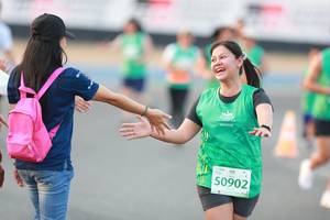 BIB: 50902
                            <button type="button" onclick="openModal(10498826)" class="btn btn-primary btn-sm float-right btn-popup" data-toggle="modal" data-target=".modal-high-quality">
                        <i class="fas fa-shopping-cart"></i> Add to Cart
                    </button>
                                            <button type="button" onclick="isThisMe(10498826, true)" class="btn btn-success btn-sm float-right btn-popup btn-isme hidden" data-toggle="tooltip" data-placement="bottom" title="นี่คือรูปของคุณใช่ไหม คลิกที่นี่เพื่อเอาเข้าอัลบั้ม">
                        <i class="fas fa-plus"></i> Add to album
                    </button>
                    <button type="button" onclick="isThisMe(10498826, false)" class="btn btn-warning btn-sm float-right btn-popup btn-isnotme hidden">
                        <i class="fas fa-ban"></i> Remove from album
                    </button>