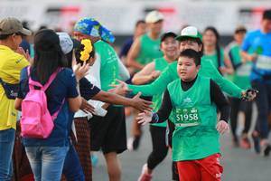 BIB: 51958
                            <button type="button" onclick="openModal(10499682)" class="btn btn-primary btn-sm float-right btn-popup" data-toggle="modal" data-target=".modal-high-quality">
                        <i class="fas fa-shopping-cart"></i> Add to Cart
                    </button>
                                            <button type="button" onclick="isThisMe(10499682, true)" class="btn btn-success btn-sm float-right btn-popup btn-isme hidden" data-toggle="tooltip" data-placement="bottom" title="นี่คือรูปของคุณใช่ไหม คลิกที่นี่เพื่อเอาเข้าอัลบั้ม">
                        <i class="fas fa-plus"></i> Add to album
                    </button>
                    <button type="button" onclick="isThisMe(10499682, false)" class="btn btn-warning btn-sm float-right btn-popup btn-isnotme hidden">
                        <i class="fas fa-ban"></i> Remove from album
                    </button>