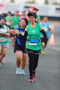 BIB: 525
                            <button type="button" onclick="openModal(10501109)" class="btn btn-primary btn-sm float-right btn-popup" data-toggle="modal" data-target=".modal-high-quality">
                        <i class="fas fa-shopping-cart"></i> Add to Cart
                    </button>
                                            <button type="button" onclick="isThisMe(10501109, true)" class="btn btn-success btn-sm float-right btn-popup btn-isme hidden" data-toggle="tooltip" data-placement="bottom" title="นี่คือรูปของคุณใช่ไหม คลิกที่นี่เพื่อเอาเข้าอัลบั้ม">
                        <i class="fas fa-plus"></i> Add to album
                    </button>
                    <button type="button" onclick="isThisMe(10501109, false)" class="btn btn-warning btn-sm float-right btn-popup btn-isnotme hidden">
                        <i class="fas fa-ban"></i> Remove from album
                    </button>