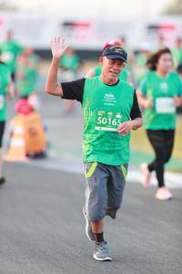 BIB: 50165
                            <button type="button" onclick="openModal(10499183)" class="btn btn-primary btn-sm float-right btn-popup" data-toggle="modal" data-target=".modal-high-quality">
                        <i class="fas fa-shopping-cart"></i> Add to Cart
                    </button>
                                            <button type="button" onclick="isThisMe(10499183, true)" class="btn btn-success btn-sm float-right btn-popup btn-isme hidden" data-toggle="tooltip" data-placement="bottom" title="นี่คือรูปของคุณใช่ไหม คลิกที่นี่เพื่อเอาเข้าอัลบั้ม">
                        <i class="fas fa-plus"></i> Add to album
                    </button>
                    <button type="button" onclick="isThisMe(10499183, false)" class="btn btn-warning btn-sm float-right btn-popup btn-isnotme hidden">
                        <i class="fas fa-ban"></i> Remove from album
                    </button>