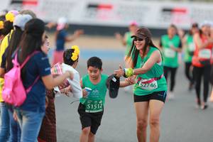 BIB: 52746, 51512
                            <button type="button" onclick="openModal(10499720)" class="btn btn-primary btn-sm float-right btn-popup" data-toggle="modal" data-target=".modal-high-quality">
                        <i class="fas fa-shopping-cart"></i> Add to Cart
                    </button>
                                            <button type="button" onclick="isThisMe(10499720, true)" class="btn btn-success btn-sm float-right btn-popup btn-isme hidden" data-toggle="tooltip" data-placement="bottom" title="นี่คือรูปของคุณใช่ไหม คลิกที่นี่เพื่อเอาเข้าอัลบั้ม">
                        <i class="fas fa-plus"></i> Add to album
                    </button>
                    <button type="button" onclick="isThisMe(10499720, false)" class="btn btn-warning btn-sm float-right btn-popup btn-isnotme hidden">
                        <i class="fas fa-ban"></i> Remove from album
                    </button>