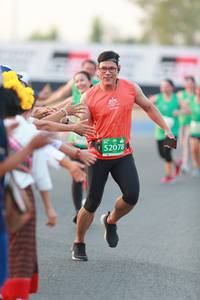 BIB: 52078
                            <button type="button" onclick="openModal(10498453)" class="btn btn-primary btn-sm float-right btn-popup" data-toggle="modal" data-target=".modal-high-quality">
                        <i class="fas fa-shopping-cart"></i> Add to Cart
                    </button>
                                            <button type="button" onclick="isThisMe(10498453, true)" class="btn btn-success btn-sm float-right btn-popup btn-isme hidden" data-toggle="tooltip" data-placement="bottom" title="นี่คือรูปของคุณใช่ไหม คลิกที่นี่เพื่อเอาเข้าอัลบั้ม">
                        <i class="fas fa-plus"></i> Add to album
                    </button>
                    <button type="button" onclick="isThisMe(10498453, false)" class="btn btn-warning btn-sm float-right btn-popup btn-isnotme hidden">
                        <i class="fas fa-ban"></i> Remove from album
                    </button>