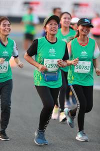 BIB: 52976, 50782, 575
                            <button type="button" onclick="openModal(10499428)" class="btn btn-primary btn-sm float-right btn-popup" data-toggle="modal" data-target=".modal-high-quality">
                        <i class="fas fa-shopping-cart"></i> Add to Cart
                    </button>
                                            <button type="button" onclick="isThisMe(10499428, true)" class="btn btn-success btn-sm float-right btn-popup btn-isme hidden" data-toggle="tooltip" data-placement="bottom" title="นี่คือรูปของคุณใช่ไหม คลิกที่นี่เพื่อเอาเข้าอัลบั้ม">
                        <i class="fas fa-plus"></i> Add to album
                    </button>
                    <button type="button" onclick="isThisMe(10499428, false)" class="btn btn-warning btn-sm float-right btn-popup btn-isnotme hidden">
                        <i class="fas fa-ban"></i> Remove from album
                    </button>