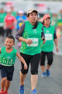 BIB: 039, 51518
                            <button type="button" onclick="openModal(10501757)" class="btn btn-primary btn-sm float-right btn-popup" data-toggle="modal" data-target=".modal-high-quality">
                        <i class="fas fa-shopping-cart"></i> Add to Cart
                    </button>
                                            <button type="button" onclick="isThisMe(10501757, true)" class="btn btn-success btn-sm float-right btn-popup btn-isme hidden" data-toggle="tooltip" data-placement="bottom" title="นี่คือรูปของคุณใช่ไหม คลิกที่นี่เพื่อเอาเข้าอัลบั้ม">
                        <i class="fas fa-plus"></i> Add to album
                    </button>
                    <button type="button" onclick="isThisMe(10501757, false)" class="btn btn-warning btn-sm float-right btn-popup btn-isnotme hidden">
                        <i class="fas fa-ban"></i> Remove from album
                    </button>