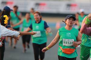 BIB: 53124
                            <button type="button" onclick="openModal(10497682)" class="btn btn-primary btn-sm float-right btn-popup" data-toggle="modal" data-target=".modal-high-quality">
                        <i class="fas fa-shopping-cart"></i> Add to Cart
                    </button>
                                            <button type="button" onclick="isThisMe(10497682, true)" class="btn btn-success btn-sm float-right btn-popup btn-isme hidden" data-toggle="tooltip" data-placement="bottom" title="นี่คือรูปของคุณใช่ไหม คลิกที่นี่เพื่อเอาเข้าอัลบั้ม">
                        <i class="fas fa-plus"></i> Add to album
                    </button>
                    <button type="button" onclick="isThisMe(10497682, false)" class="btn btn-warning btn-sm float-right btn-popup btn-isnotme hidden">
                        <i class="fas fa-ban"></i> Remove from album
                    </button>