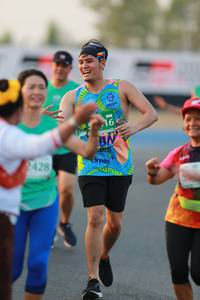 BIB: 2428
                            <button type="button" onclick="openModal(10497339)" class="btn btn-primary btn-sm float-right btn-popup" data-toggle="modal" data-target=".modal-high-quality">
                        <i class="fas fa-shopping-cart"></i> Add to Cart
                    </button>
                                            <button type="button" onclick="isThisMe(10497339, true)" class="btn btn-success btn-sm float-right btn-popup btn-isme hidden" data-toggle="tooltip" data-placement="bottom" title="นี่คือรูปของคุณใช่ไหม คลิกที่นี่เพื่อเอาเข้าอัลบั้ม">
                        <i class="fas fa-plus"></i> Add to album
                    </button>
                    <button type="button" onclick="isThisMe(10497339, false)" class="btn btn-warning btn-sm float-right btn-popup btn-isnotme hidden">
                        <i class="fas fa-ban"></i> Remove from album
                    </button>