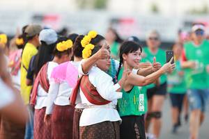 BIB: 
                            <button type="button" onclick="openModal(10500938)" class="btn btn-primary btn-sm float-right btn-popup" data-toggle="modal" data-target=".modal-high-quality">
                        <i class="fas fa-shopping-cart"></i> Add to Cart
                    </button>
                                            <button type="button" onclick="isThisMe(10500938, true)" class="btn btn-success btn-sm float-right btn-popup btn-isme hidden" data-toggle="tooltip" data-placement="bottom" title="นี่คือรูปของคุณใช่ไหม คลิกที่นี่เพื่อเอาเข้าอัลบั้ม">
                        <i class="fas fa-plus"></i> Add to album
                    </button>
                    <button type="button" onclick="isThisMe(10500938, false)" class="btn btn-warning btn-sm float-right btn-popup btn-isnotme hidden">
                        <i class="fas fa-ban"></i> Remove from album
                    </button>