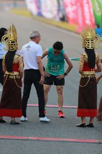 BIB: 0131
                            <button type="button" onclick="openModal(10496652)" class="btn btn-primary btn-sm float-right btn-popup" data-toggle="modal" data-target=".modal-high-quality">
                        <i class="fas fa-shopping-cart"></i> Add to Cart
                    </button>
                                            <button type="button" onclick="isThisMe(10496652, true)" class="btn btn-success btn-sm float-right btn-popup btn-isme hidden" data-toggle="tooltip" data-placement="bottom" title="นี่คือรูปของคุณใช่ไหม คลิกที่นี่เพื่อเอาเข้าอัลบั้ม">
                        <i class="fas fa-plus"></i> Add to album
                    </button>
                    <button type="button" onclick="isThisMe(10496652, false)" class="btn btn-warning btn-sm float-right btn-popup btn-isnotme hidden">
                        <i class="fas fa-ban"></i> Remove from album
                    </button>