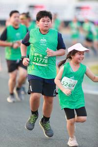 BIB: 51778, 52414
                            <button type="button" onclick="openModal(10498985)" class="btn btn-primary btn-sm float-right btn-popup" data-toggle="modal" data-target=".modal-high-quality">
                        <i class="fas fa-shopping-cart"></i> Add to Cart
                    </button>
                                            <button type="button" onclick="isThisMe(10498985, true)" class="btn btn-success btn-sm float-right btn-popup btn-isme hidden" data-toggle="tooltip" data-placement="bottom" title="นี่คือรูปของคุณใช่ไหม คลิกที่นี่เพื่อเอาเข้าอัลบั้ม">
                        <i class="fas fa-plus"></i> Add to album
                    </button>
                    <button type="button" onclick="isThisMe(10498985, false)" class="btn btn-warning btn-sm float-right btn-popup btn-isnotme hidden">
                        <i class="fas fa-ban"></i> Remove from album
                    </button>