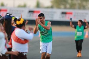 BIB: 83347
                            <button type="button" onclick="openModal(10497435)" class="btn btn-primary btn-sm float-right btn-popup" data-toggle="modal" data-target=".modal-high-quality">
                        <i class="fas fa-shopping-cart"></i> Add to Cart
                    </button>
                                            <button type="button" onclick="isThisMe(10497435, true)" class="btn btn-success btn-sm float-right btn-popup btn-isme hidden" data-toggle="tooltip" data-placement="bottom" title="นี่คือรูปของคุณใช่ไหม คลิกที่นี่เพื่อเอาเข้าอัลบั้ม">
                        <i class="fas fa-plus"></i> Add to album
                    </button>
                    <button type="button" onclick="isThisMe(10497435, false)" class="btn btn-warning btn-sm float-right btn-popup btn-isnotme hidden">
                        <i class="fas fa-ban"></i> Remove from album
                    </button>