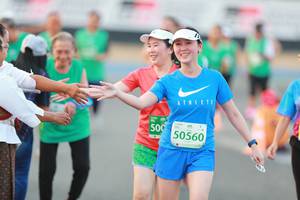 BIB: 500, 50560
                            <button type="button" onclick="openModal(10500884)" class="btn btn-primary btn-sm float-right btn-popup" data-toggle="modal" data-target=".modal-high-quality">
                        <i class="fas fa-shopping-cart"></i> Add to Cart
                    </button>
                                            <button type="button" onclick="isThisMe(10500884, true)" class="btn btn-success btn-sm float-right btn-popup btn-isme hidden" data-toggle="tooltip" data-placement="bottom" title="นี่คือรูปของคุณใช่ไหม คลิกที่นี่เพื่อเอาเข้าอัลบั้ม">
                        <i class="fas fa-plus"></i> Add to album
                    </button>
                    <button type="button" onclick="isThisMe(10500884, false)" class="btn btn-warning btn-sm float-right btn-popup btn-isnotme hidden">
                        <i class="fas fa-ban"></i> Remove from album
                    </button>