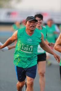 BIB: 52013
                            <button type="button" onclick="openModal(10498130)" class="btn btn-primary btn-sm float-right btn-popup" data-toggle="modal" data-target=".modal-high-quality">
                        <i class="fas fa-shopping-cart"></i> Add to Cart
                    </button>
                                            <button type="button" onclick="isThisMe(10498130, true)" class="btn btn-success btn-sm float-right btn-popup btn-isme hidden" data-toggle="tooltip" data-placement="bottom" title="นี่คือรูปของคุณใช่ไหม คลิกที่นี่เพื่อเอาเข้าอัลบั้ม">
                        <i class="fas fa-plus"></i> Add to album
                    </button>
                    <button type="button" onclick="isThisMe(10498130, false)" class="btn btn-warning btn-sm float-right btn-popup btn-isnotme hidden">
                        <i class="fas fa-ban"></i> Remove from album
                    </button>