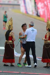 BIB: 
                            <button type="button" onclick="openModal(10496614)" class="btn btn-primary btn-sm float-right btn-popup" data-toggle="modal" data-target=".modal-high-quality">
                        <i class="fas fa-shopping-cart"></i> Add to Cart
                    </button>
                                            <button type="button" onclick="isThisMe(10496614, true)" class="btn btn-success btn-sm float-right btn-popup btn-isme hidden" data-toggle="tooltip" data-placement="bottom" title="นี่คือรูปของคุณใช่ไหม คลิกที่นี่เพื่อเอาเข้าอัลบั้ม">
                        <i class="fas fa-plus"></i> Add to album
                    </button>
                    <button type="button" onclick="isThisMe(10496614, false)" class="btn btn-warning btn-sm float-right btn-popup btn-isnotme hidden">
                        <i class="fas fa-ban"></i> Remove from album
                    </button>