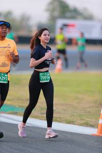 BIB: 70974, 0291
                            <button type="button" onclick="openModal(10497855)" class="btn btn-primary btn-sm float-right btn-popup" data-toggle="modal" data-target=".modal-high-quality">
                        <i class="fas fa-shopping-cart"></i> Add to Cart
                    </button>
                                            <button type="button" onclick="isThisMe(10497855, true)" class="btn btn-success btn-sm float-right btn-popup btn-isme hidden" data-toggle="tooltip" data-placement="bottom" title="นี่คือรูปของคุณใช่ไหม คลิกที่นี่เพื่อเอาเข้าอัลบั้ม">
                        <i class="fas fa-plus"></i> Add to album
                    </button>
                    <button type="button" onclick="isThisMe(10497855, false)" class="btn btn-warning btn-sm float-right btn-popup btn-isnotme hidden">
                        <i class="fas fa-ban"></i> Remove from album
                    </button>