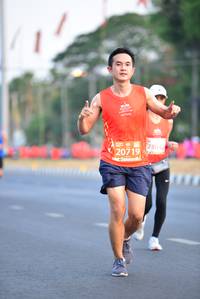 BIB: 2304, 20719
                            <button type="button" onclick="openModal(11912591)" class="btn btn-primary btn-sm float-right btn-popup" data-toggle="modal" data-target=".modal-high-quality">
                        <i class="fas fa-shopping-cart"></i> Add to Cart
                    </button>
                                            <button type="button" onclick="isThisMe(11912591, true)" class="btn btn-success btn-sm float-right btn-popup btn-isme hidden" data-toggle="tooltip" data-placement="bottom" title="นี่คือรูปของคุณใช่ไหม คลิกที่นี่เพื่อเอาเข้าอัลบั้ม">
                        <i class="fas fa-plus"></i> Add to album
                    </button>
                    <button type="button" onclick="isThisMe(11912591, false)" class="btn btn-warning btn-sm float-right btn-popup btn-isnotme hidden">
                        <i class="fas fa-ban"></i> Remove from album
                    </button>