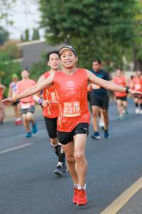 BIB: 21219
                            <button type="button" onclick="openModal(12512428)" class="btn btn-primary btn-sm float-right btn-popup" data-toggle="modal" data-target=".modal-high-quality">
                        <i class="fas fa-shopping-cart"></i> Add to Cart
                    </button>
                                            <button type="button" onclick="isThisMe(12512428, true)" class="btn btn-success btn-sm float-right btn-popup btn-isme hidden" data-toggle="tooltip" data-placement="bottom" title="นี่คือรูปของคุณใช่ไหม คลิกที่นี่เพื่อเอาเข้าอัลบั้ม">
                        <i class="fas fa-plus"></i> Add to album
                    </button>
                    <button type="button" onclick="isThisMe(12512428, false)" class="btn btn-warning btn-sm float-right btn-popup btn-isnotme hidden">
                        <i class="fas fa-ban"></i> Remove from album
                    </button>