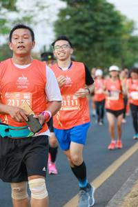 BIB: 2117, 1111
                            <button type="button" onclick="openModal(12519610)" class="btn btn-primary btn-sm float-right btn-popup" data-toggle="modal" data-target=".modal-high-quality">
                        <i class="fas fa-shopping-cart"></i> Add to Cart
                    </button>
                                            <button type="button" onclick="isThisMe(12519610, true)" class="btn btn-success btn-sm float-right btn-popup btn-isme hidden" data-toggle="tooltip" data-placement="bottom" title="นี่คือรูปของคุณใช่ไหม คลิกที่นี่เพื่อเอาเข้าอัลบั้ม">
                        <i class="fas fa-plus"></i> Add to album
                    </button>
                    <button type="button" onclick="isThisMe(12519610, false)" class="btn btn-warning btn-sm float-right btn-popup btn-isnotme hidden">
                        <i class="fas fa-ban"></i> Remove from album
                    </button>