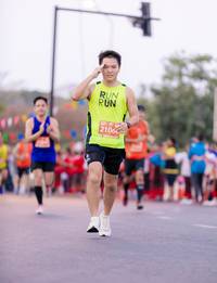 BIB: 21066
                            <button type="button" onclick="openModal(12850479)" class="btn btn-primary btn-sm float-right btn-popup" data-toggle="modal" data-target=".modal-high-quality">
                        <i class="fas fa-shopping-cart"></i> Add to Cart
                    </button>
                                            <button type="button" onclick="isThisMe(12850479, true)" class="btn btn-success btn-sm float-right btn-popup btn-isme hidden" data-toggle="tooltip" data-placement="bottom" title="นี่คือรูปของคุณใช่ไหม คลิกที่นี่เพื่อเอาเข้าอัลบั้ม">
                        <i class="fas fa-plus"></i> Add to album
                    </button>
                    <button type="button" onclick="isThisMe(12850479, false)" class="btn btn-warning btn-sm float-right btn-popup btn-isnotme hidden">
                        <i class="fas fa-ban"></i> Remove from album
                    </button>