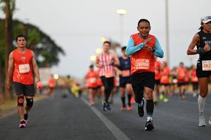 BIB: 26906, 25001, 282
                            <button type="button" onclick="openModal(11206200)" class="btn btn-primary btn-sm float-right btn-popup" data-toggle="modal" data-target=".modal-high-quality">
                        <i class="fas fa-shopping-cart"></i> Add to Cart
                    </button>
                                            <button type="button" onclick="isThisMe(11206200, true)" class="btn btn-success btn-sm float-right btn-popup btn-isme hidden" data-toggle="tooltip" data-placement="bottom" title="นี่คือรูปของคุณใช่ไหม คลิกที่นี่เพื่อเอาเข้าอัลบั้ม">
                        <i class="fas fa-plus"></i> Add to album
                    </button>
                    <button type="button" onclick="isThisMe(11206200, false)" class="btn btn-warning btn-sm float-right btn-popup btn-isnotme hidden">
                        <i class="fas fa-ban"></i> Remove from album
                    </button>