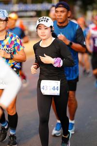 BIB: 500, 43144
                            <button type="button" onclick="openModal(12229910)" class="btn btn-primary btn-sm float-right btn-popup" data-toggle="modal" data-target=".modal-high-quality">
                        <i class="fas fa-shopping-cart"></i> Add to Cart
                    </button>
                                            <button type="button" onclick="isThisMe(12229910, true)" class="btn btn-success btn-sm float-right btn-popup btn-isme hidden" data-toggle="tooltip" data-placement="bottom" title="นี่คือรูปของคุณใช่ไหม คลิกที่นี่เพื่อเอาเข้าอัลบั้ม">
                        <i class="fas fa-plus"></i> Add to album
                    </button>
                    <button type="button" onclick="isThisMe(12229910, false)" class="btn btn-warning btn-sm float-right btn-popup btn-isnotme hidden">
                        <i class="fas fa-ban"></i> Remove from album
                    </button>
