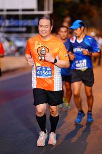 BIB: 40531, 41564
                            <button type="button" onclick="openModal(12226621)" class="btn btn-primary btn-sm float-right btn-popup" data-toggle="modal" data-target=".modal-high-quality">
                        <i class="fas fa-shopping-cart"></i> Add to Cart
                    </button>
                                            <button type="button" onclick="isThisMe(12226621, true)" class="btn btn-success btn-sm float-right btn-popup btn-isme hidden" data-toggle="tooltip" data-placement="bottom" title="นี่คือรูปของคุณใช่ไหม คลิกที่นี่เพื่อเอาเข้าอัลบั้ม">
                        <i class="fas fa-plus"></i> Add to album
                    </button>
                    <button type="button" onclick="isThisMe(12226621, false)" class="btn btn-warning btn-sm float-right btn-popup btn-isnotme hidden">
                        <i class="fas fa-ban"></i> Remove from album
                    </button>