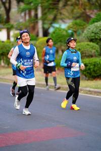 BIB: 40303, 43098
                            <button type="button" onclick="openModal(12247547)" class="btn btn-primary btn-sm float-right btn-popup" data-toggle="modal" data-target=".modal-high-quality">
                        <i class="fas fa-shopping-cart"></i> Add to Cart
                    </button>
                                            <button type="button" onclick="isThisMe(12247547, true)" class="btn btn-success btn-sm float-right btn-popup btn-isme hidden" data-toggle="tooltip" data-placement="bottom" title="นี่คือรูปของคุณใช่ไหม คลิกที่นี่เพื่อเอาเข้าอัลบั้ม">
                        <i class="fas fa-plus"></i> Add to album
                    </button>
                    <button type="button" onclick="isThisMe(12247547, false)" class="btn btn-warning btn-sm float-right btn-popup btn-isnotme hidden">
                        <i class="fas fa-ban"></i> Remove from album
                    </button>