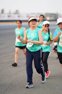 BIB: 532
                            <button type="button" onclick="openModal(12280502)" class="btn btn-primary btn-sm float-right btn-popup" data-toggle="modal" data-target=".modal-high-quality">
                        <i class="fas fa-shopping-cart"></i> Add to Cart
                    </button>
                                            <button type="button" onclick="isThisMe(12280502, true)" class="btn btn-success btn-sm float-right btn-popup btn-isme hidden" data-toggle="tooltip" data-placement="bottom" title="นี่คือรูปของคุณใช่ไหม คลิกที่นี่เพื่อเอาเข้าอัลบั้ม">
                        <i class="fas fa-plus"></i> Add to album
                    </button>
                    <button type="button" onclick="isThisMe(12280502, false)" class="btn btn-warning btn-sm float-right btn-popup btn-isnotme hidden">
                        <i class="fas fa-ban"></i> Remove from album
                    </button>